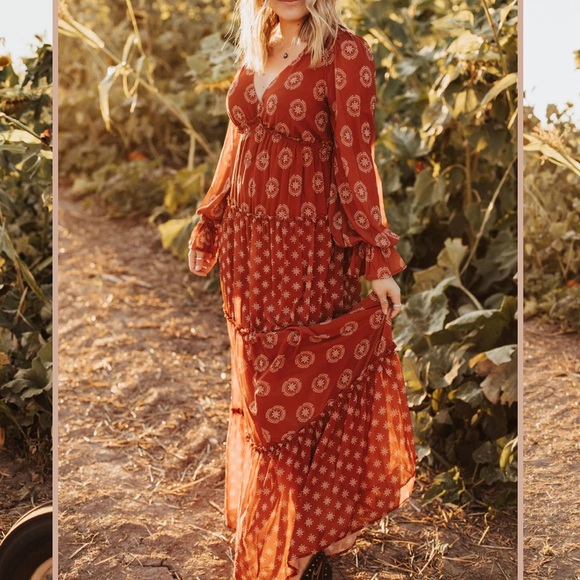 big bratt Dresses & Skirts - Printed Rust Maxi Dress